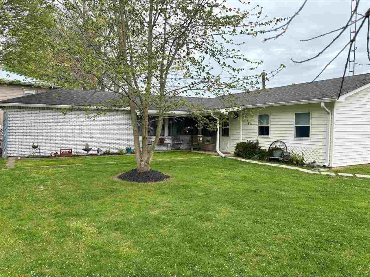 Property Photo:  680 E 600 N  IN 46173 