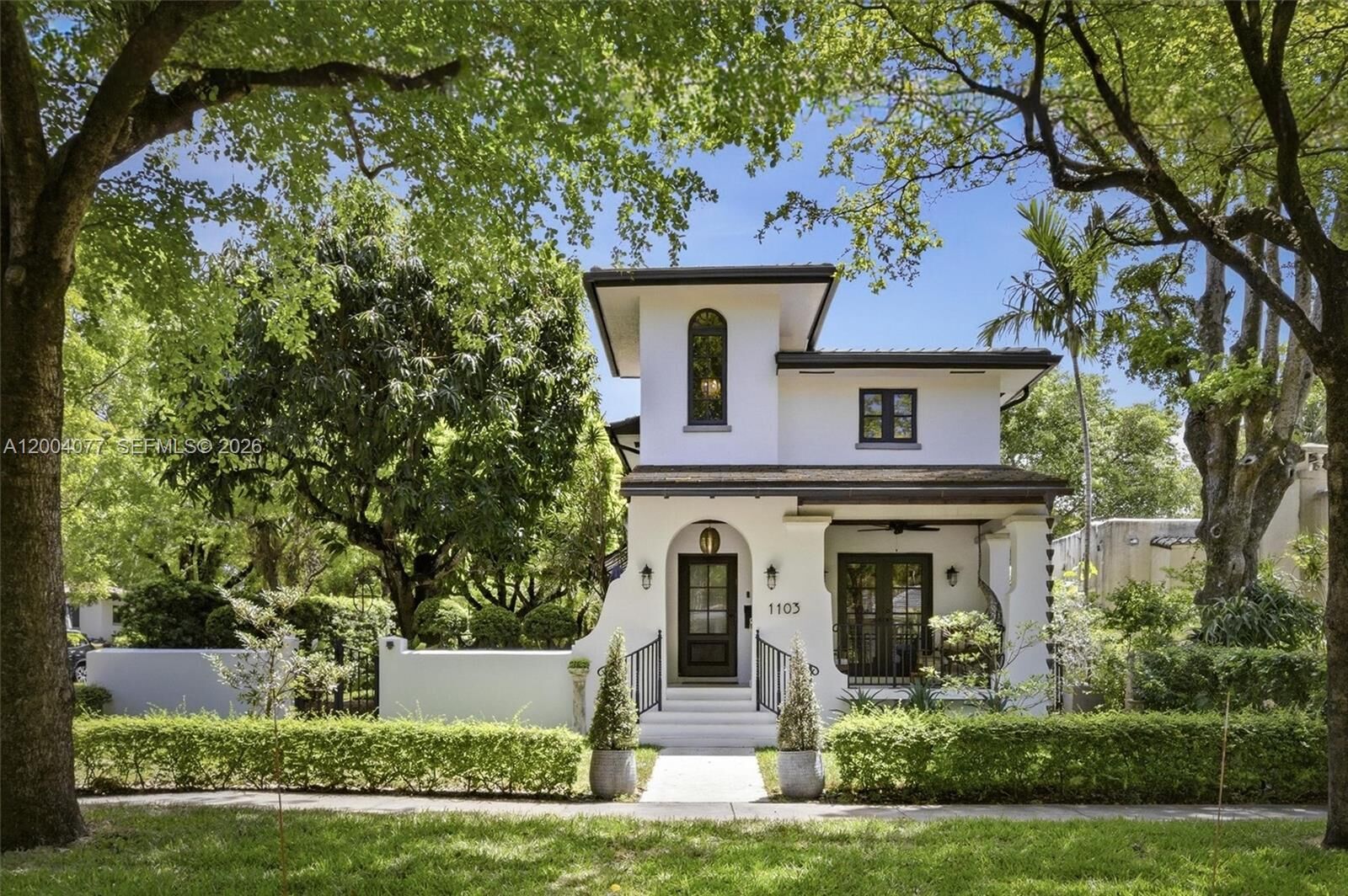 Property Photo:  1103 Pizarro St  FL 33134 