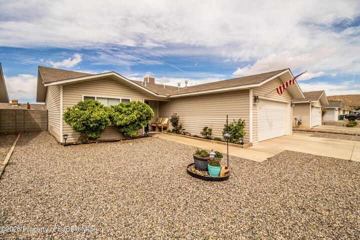 Property Photo:  329 Valle Vista Drive  NM 87401 