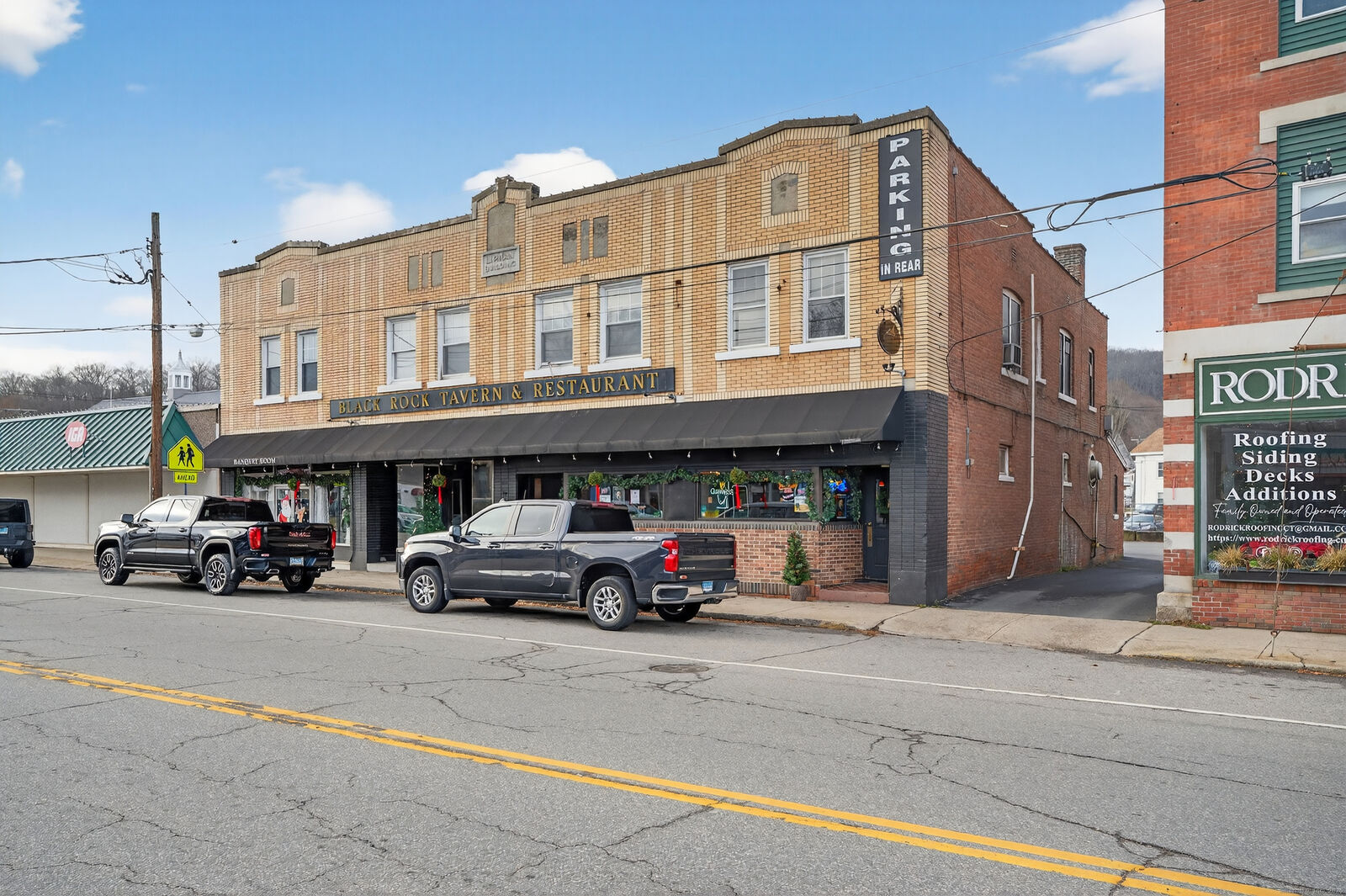 Property Photo:  82 Main Street 2  CT 06787 