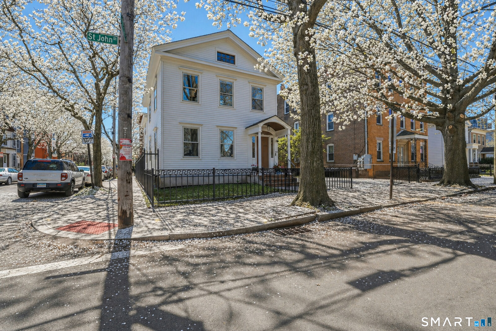 Property Photo:  216 Saint John Street  CT 06511 