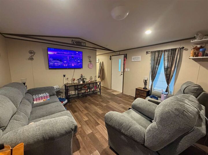 Property Photo:  300 S Perry Avenue  OK 74032 