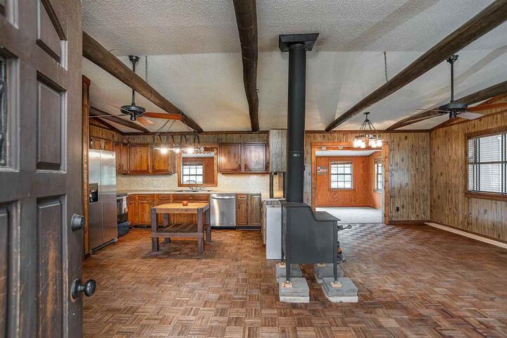 Property Photo:  1 Grant Road  OK 73061 