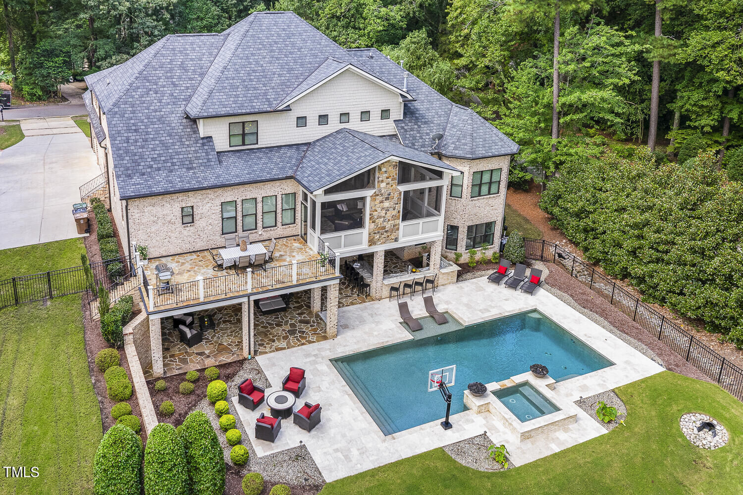 Property Photo:  1205 Queensferry Road  NC 27511 