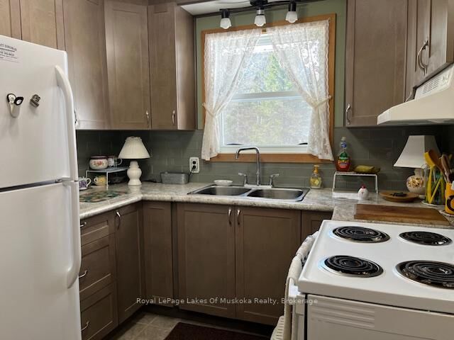 Property Photo:  161 Forest Lake Road  ON P0A 1Z0 