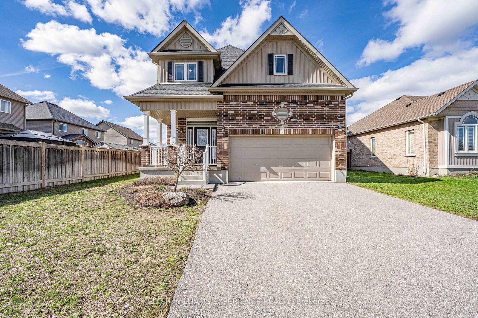 Property Photo: 154 Arnold Crescent ON L3W 0R1