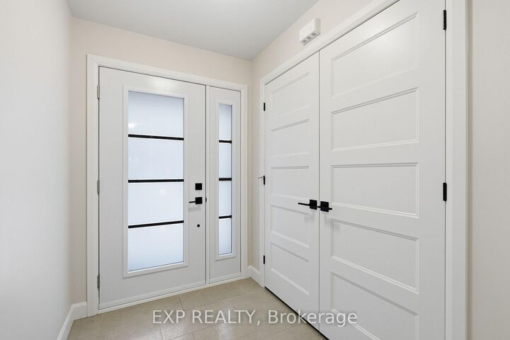 Property Photo: 247 Sumac Crescent Street ON K0A 2M0