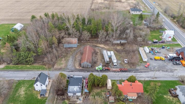 Property Photo: 12356 Winchester Springs Road ON K0C 2K0