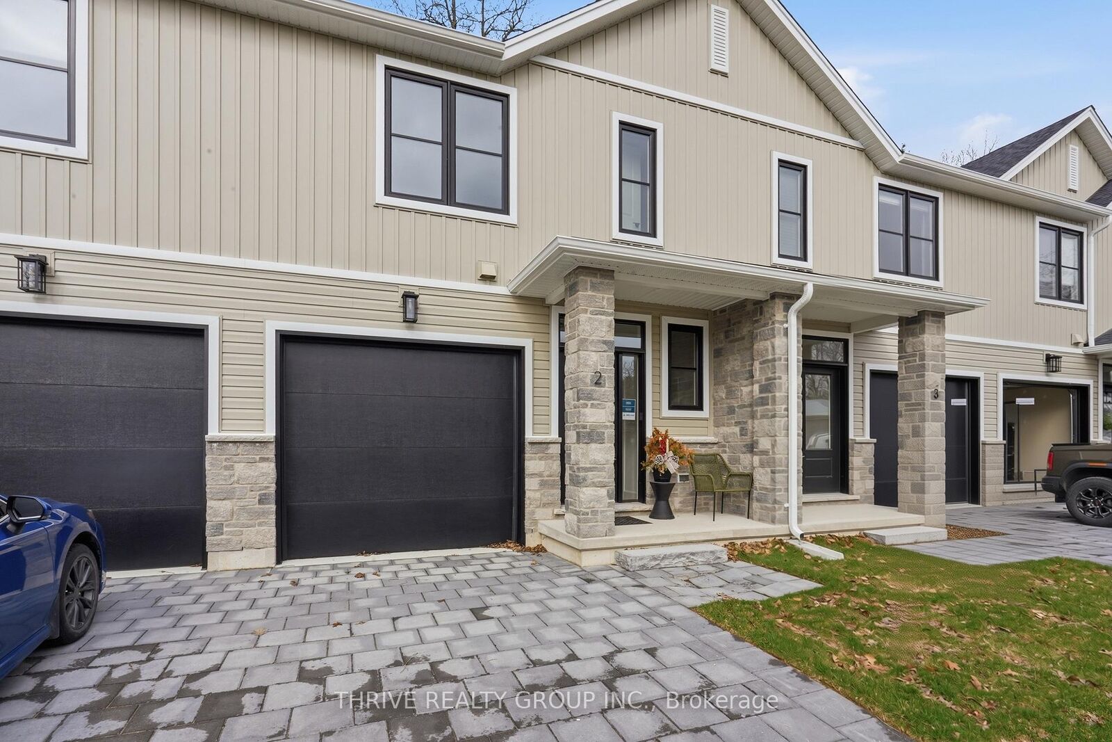 Property Photo: 279 Hill Street 11 ON N5L 0C4
