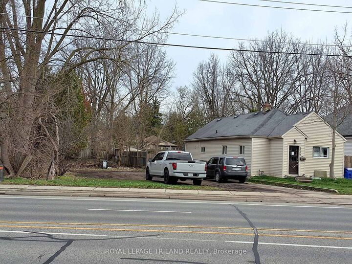 Property Photo:  121 Riverside Drive  ON N6H 4R9 