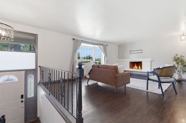 Property Photo:  224 E 5200 S  UT 84405 