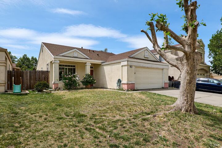 Property Photo:  673 Rubier Way  CA 94571 