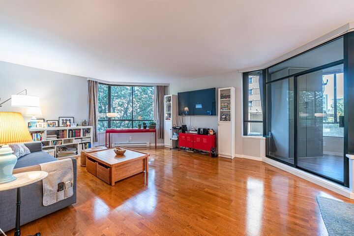 Property Photo: 738 Broughton Street 203 BC V6G 3A7