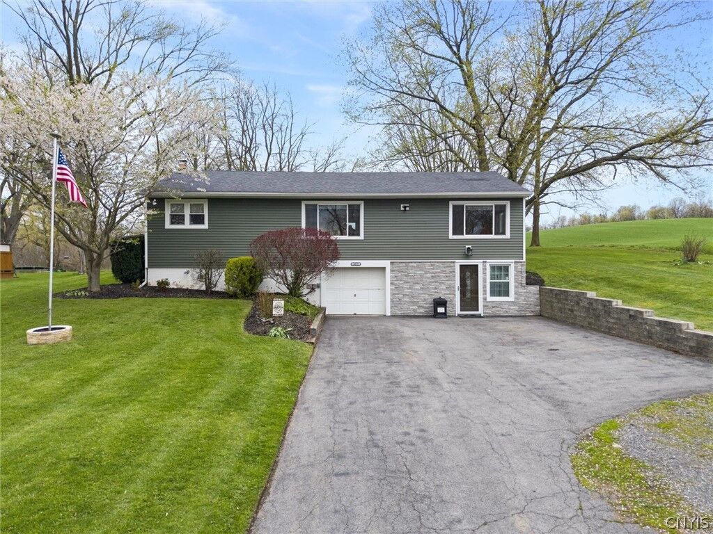 Property Photo:  3275 Cottle Road  NY 13166 