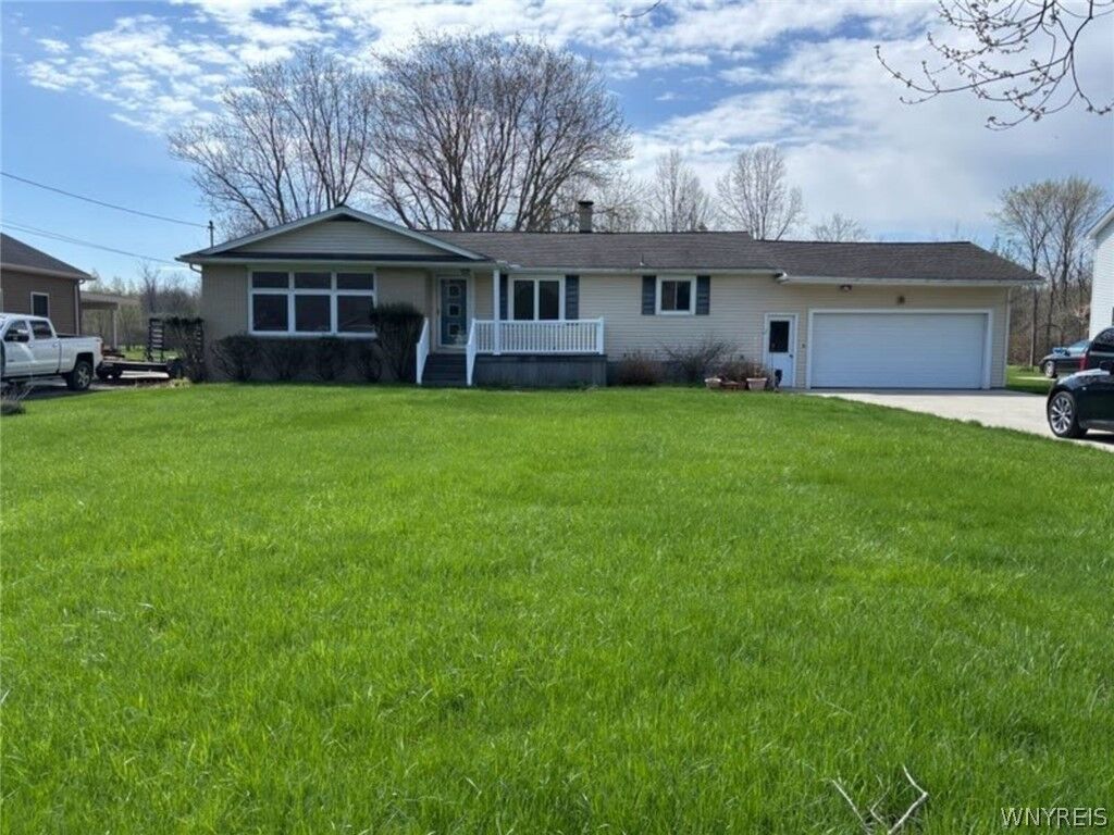 Property Photo:  2960 Love Road  NY 14072 