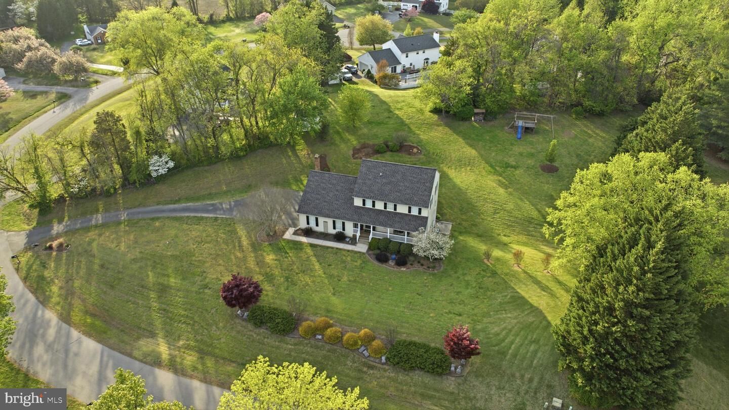Property Photo:  1707 Candlestick Way  MD 20736 