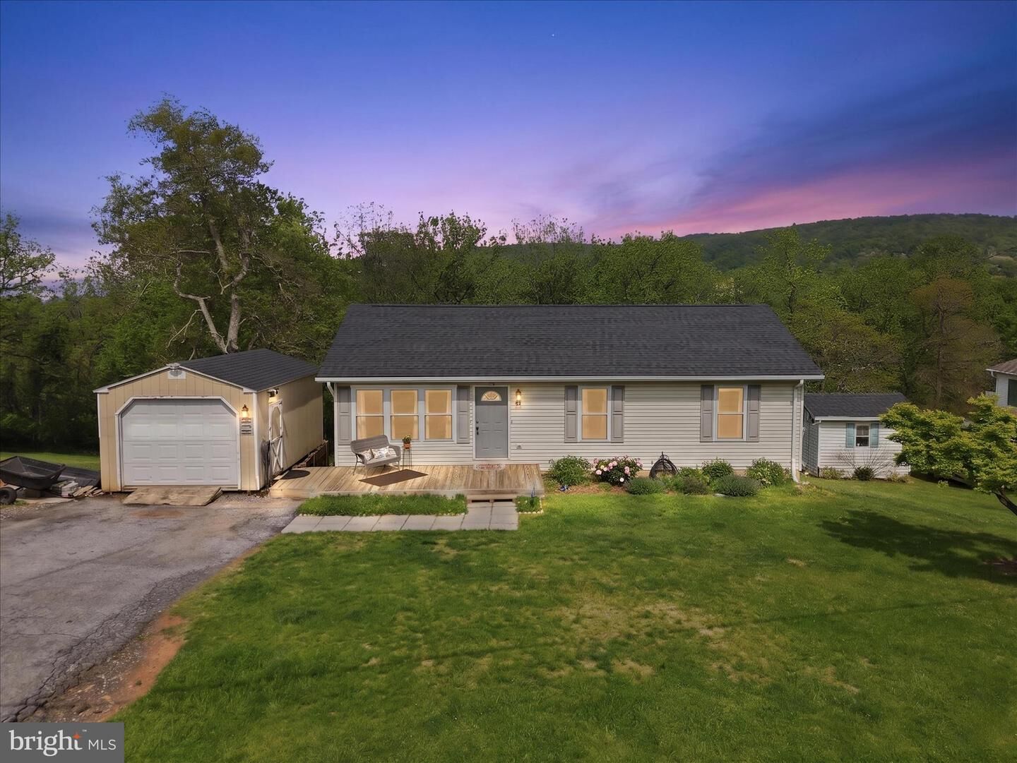 Property Photo:  91 Granny Smith Road  VA 22642 