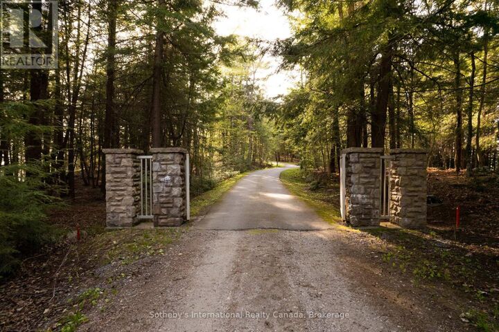 1250 Waldmere Road — photo 1