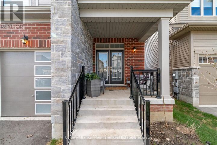 Photo de la propriété:  56 Povey Road  ON N1M 0J5 
