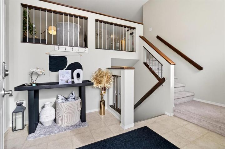 Property Photo:  115 Appleford Gate  MB R3Y 0P9 