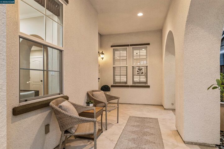 Property Photo:  5325 Pembroke Way  CA 94582 