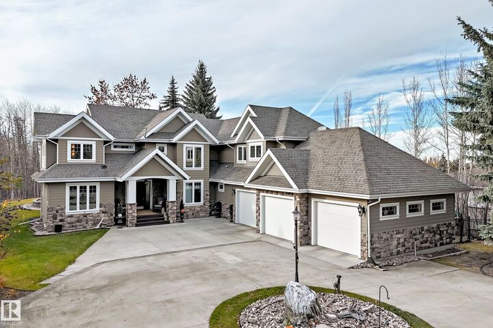 Property Photo: 53226 Rge Road 261 16 AB T7Y 1A3