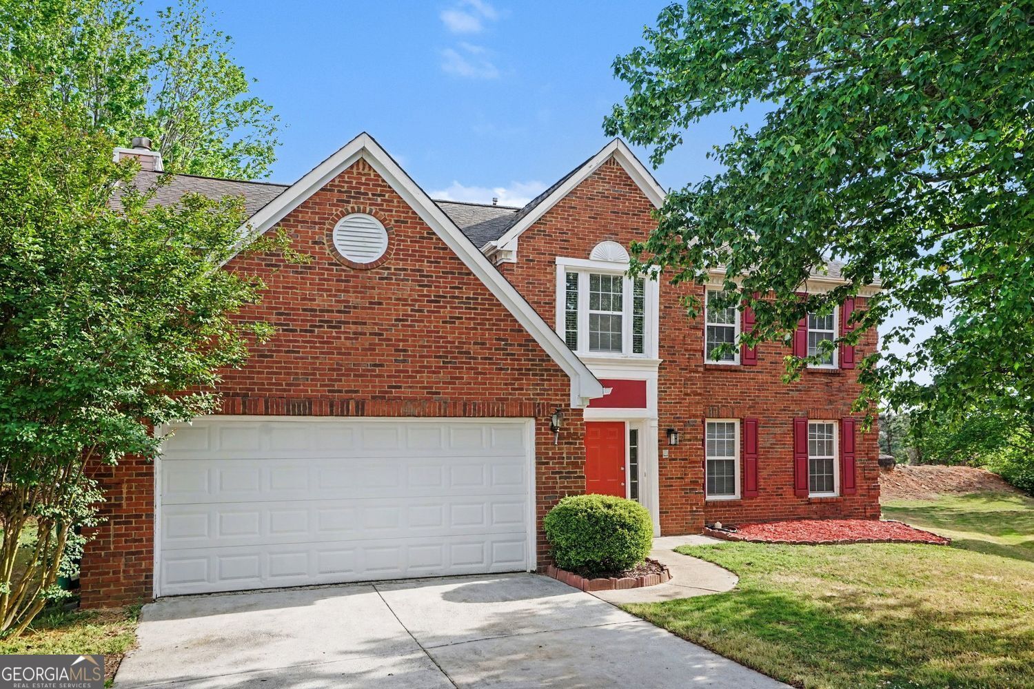 Property Photo:  5207 Meadowbrooke Chase  GA 30088 
