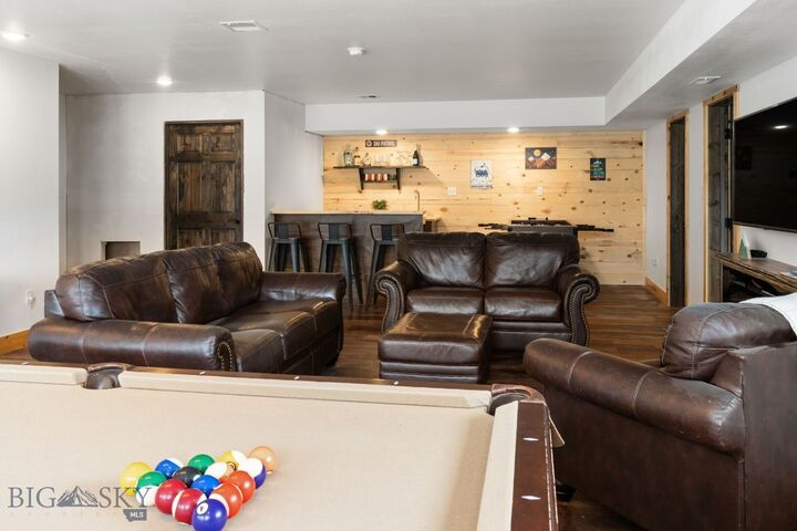 Property Photo:  221 Sawtooth Road  MT 59746 