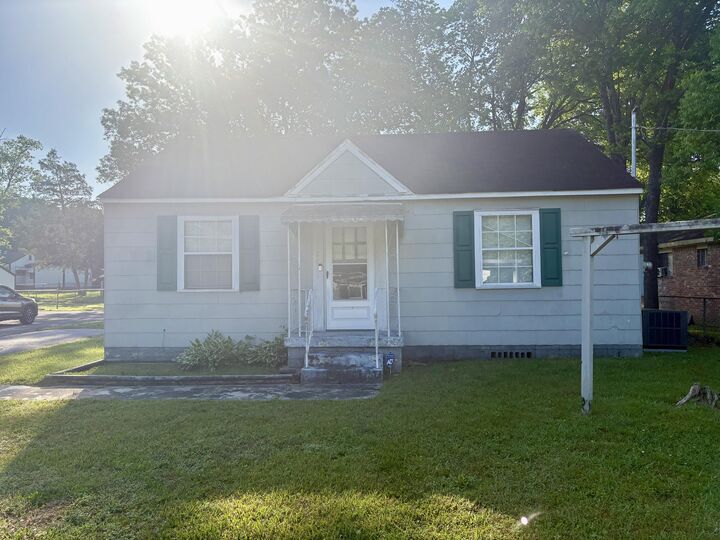 Property Photo:  1304 Sewanee Drive  TN 37412 