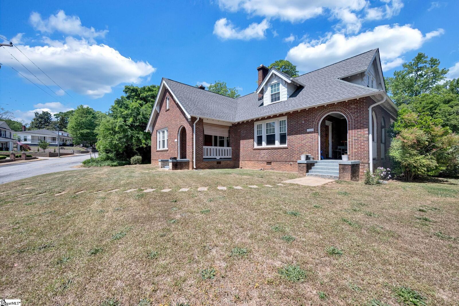 Property Photo:  724 W Whitner Street  SC 29624 