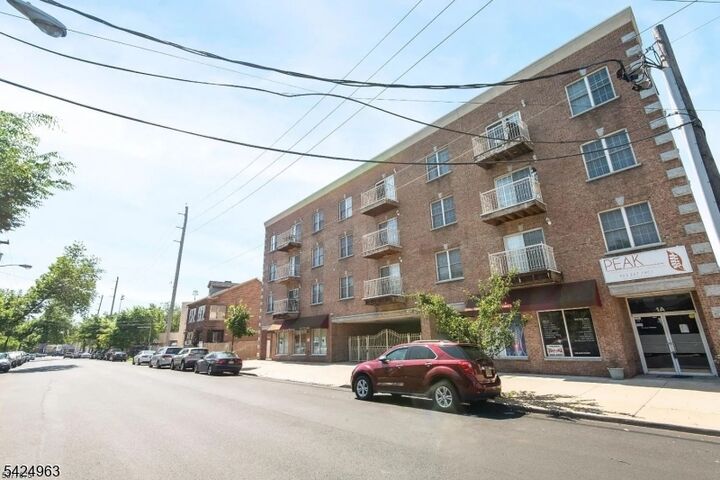 Property Photo:  411 Chestnut St  NJ 07105 