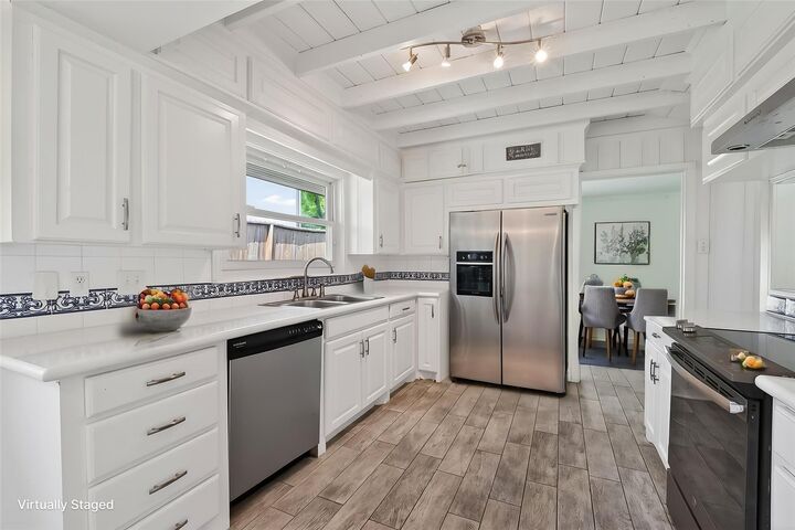 Property Photo:  8818 Linkmeadow Lane  TX 77025 