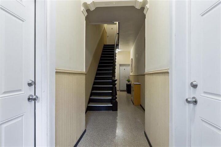 Property Photo:  278 2nd St 6 (3R)  NJ 07302 