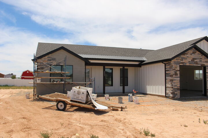 Property Photo:  4933 N Remington Rd  UT 84721 