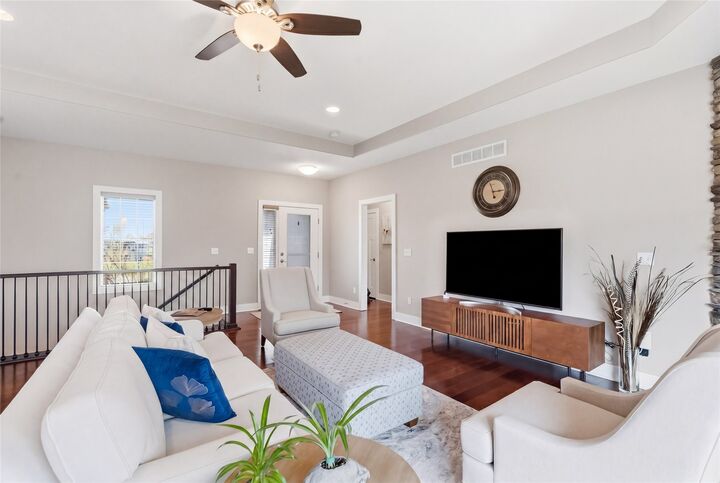 Property Photo:  1009 Baileys Grove Drive  IA 50003 