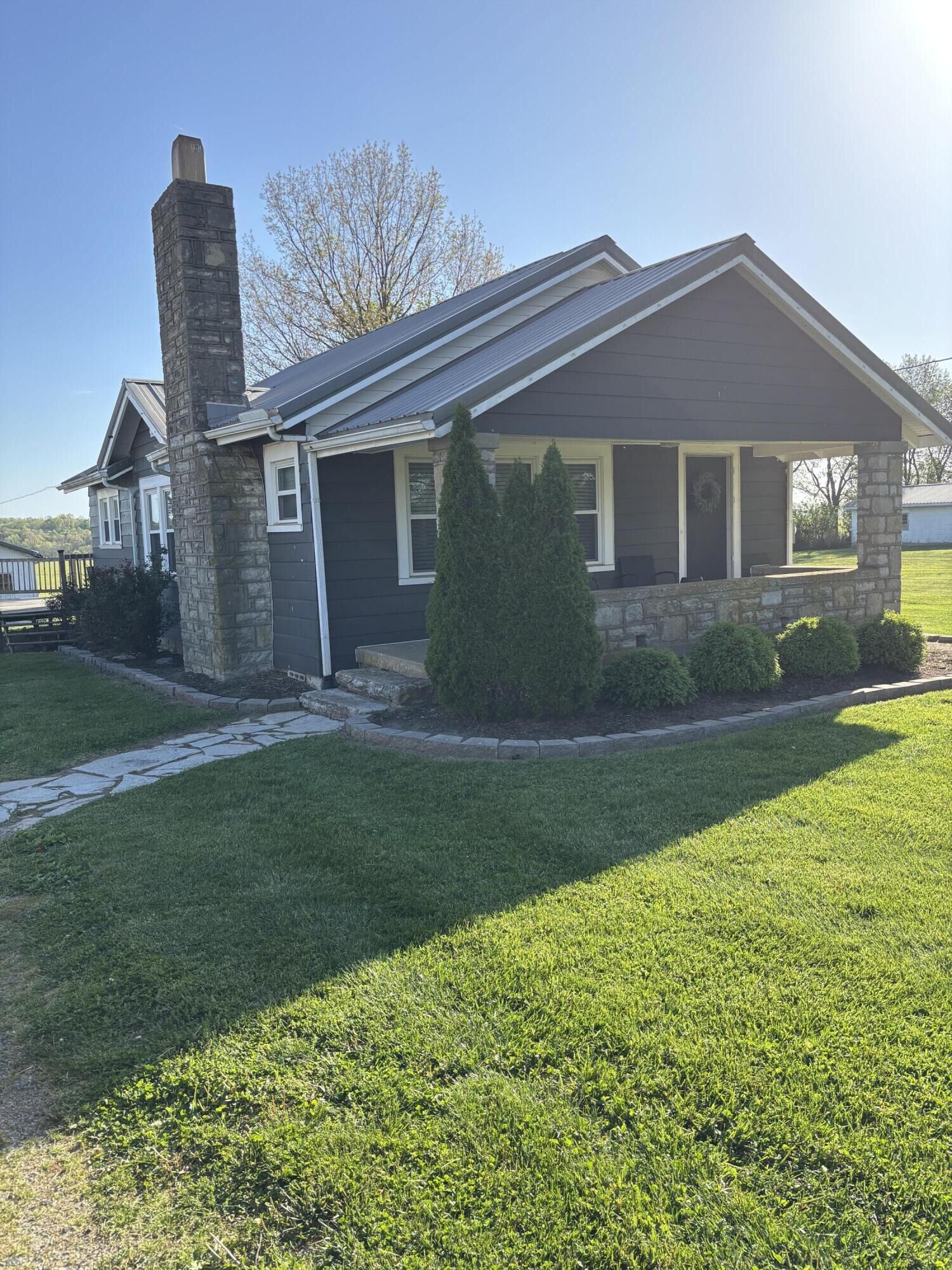 Property Photo:  1303 Devils Hollow Road  KY 40601 