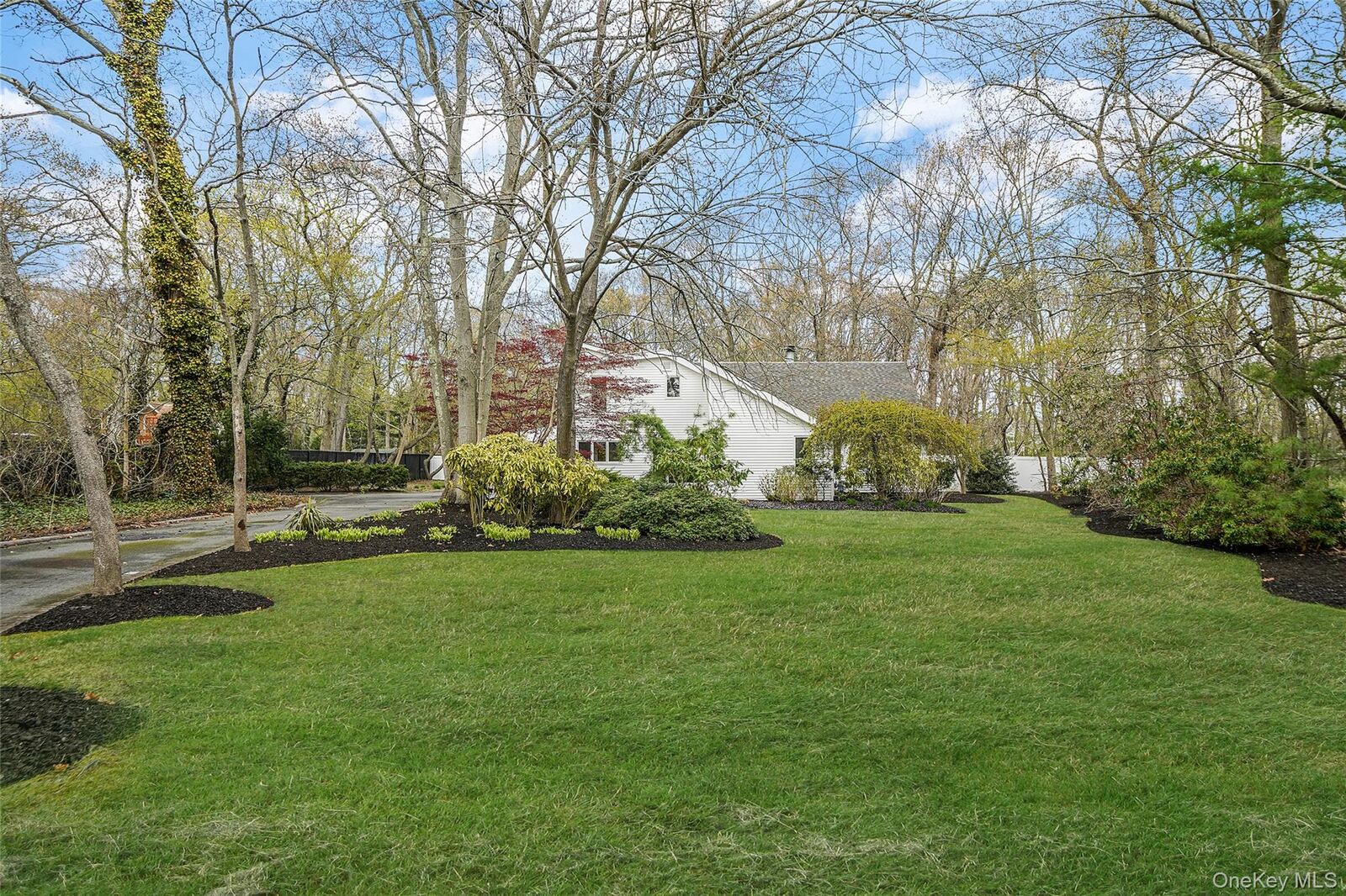 Property Photo:  61 Park Avenue  NY 11715 