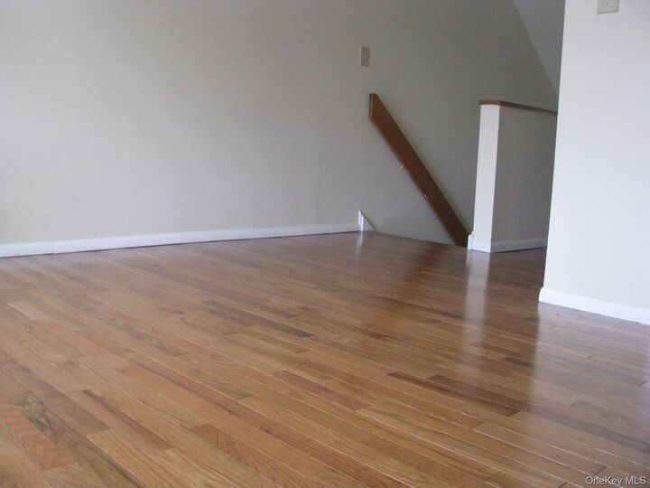 Property Photo:  40 Aspen Court  NY 10954 