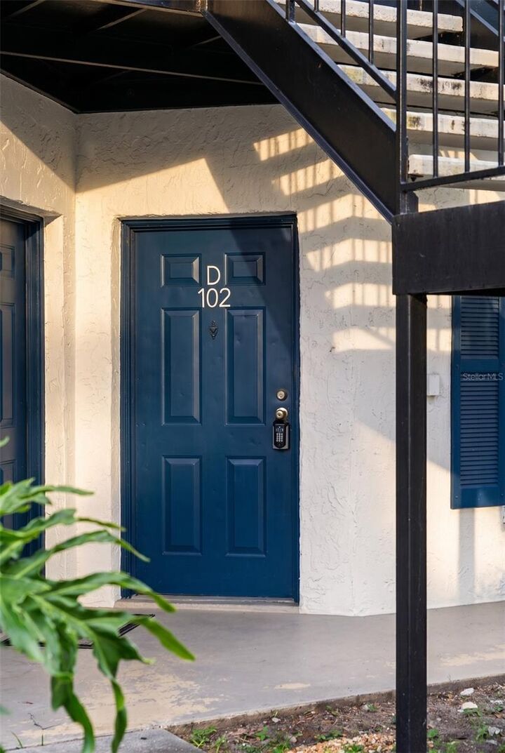 Property Photo:  3651 N Goldenrod Road D102  FL 32792 