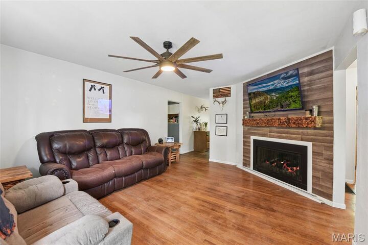 Property Photo:  4917 Rose Park Road  MO 63051 