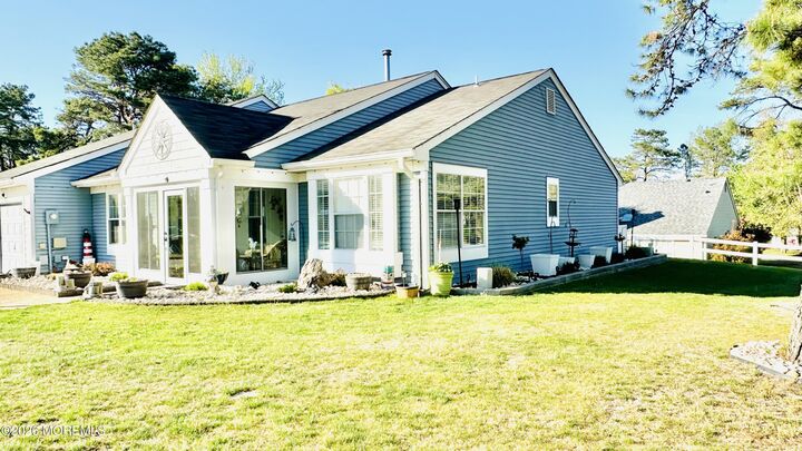 Property Photo:  988 Buckingham Drive  NJ 08759 