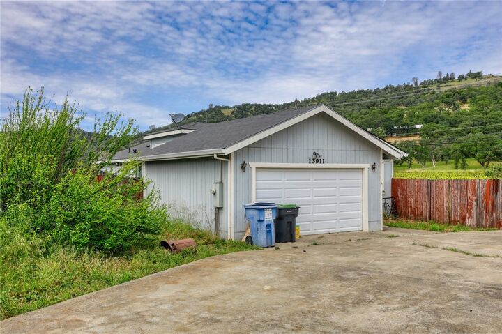 Property Photo:  13911 Hickory  CA 95423 