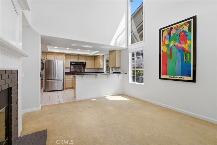 Property Photo:  520 Lexington Court 103  CA 90803 