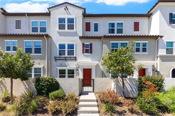Property Photo:  4352 Alamo Lane  CA 91006 