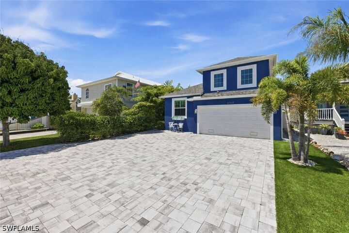 Property Photo:  6104 Waterway Bay Drive  FL 33908 