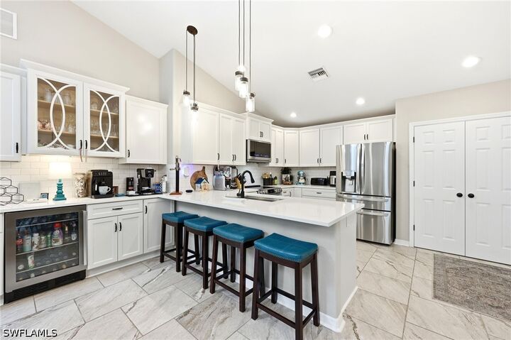 Property Photo:  6104 Waterway Bay Drive  FL 33908 