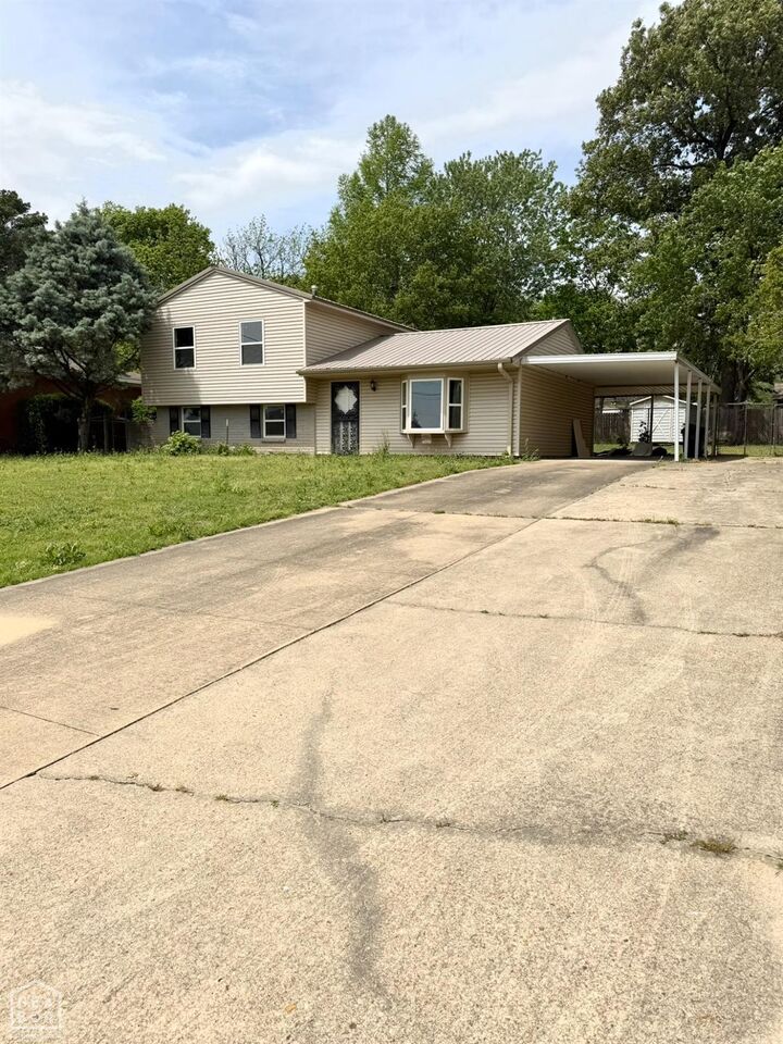 Property Photo:  2708 Noble Drive  AR 72401 