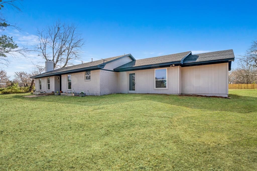 Property Photo: 247 County Road 45480 TX 75462