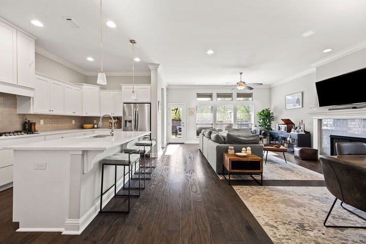 Property Photo:  4403 SW Lilly Street  AR 72713 