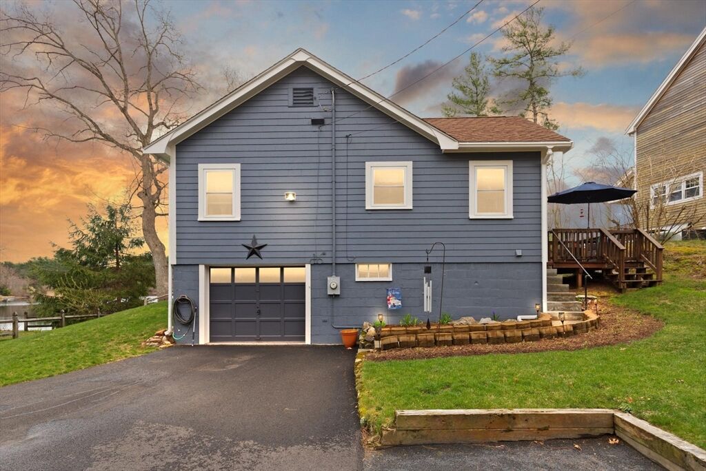 Property Photo:  104 W Pond Rd  MA 02360 